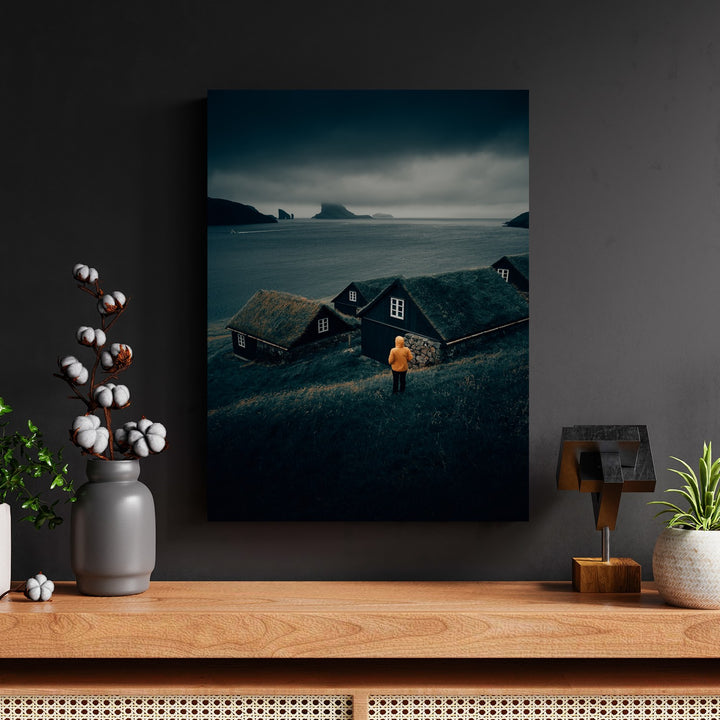 Wanderer in Nordic Village by Philipp Pilz - Affengeile Bilder