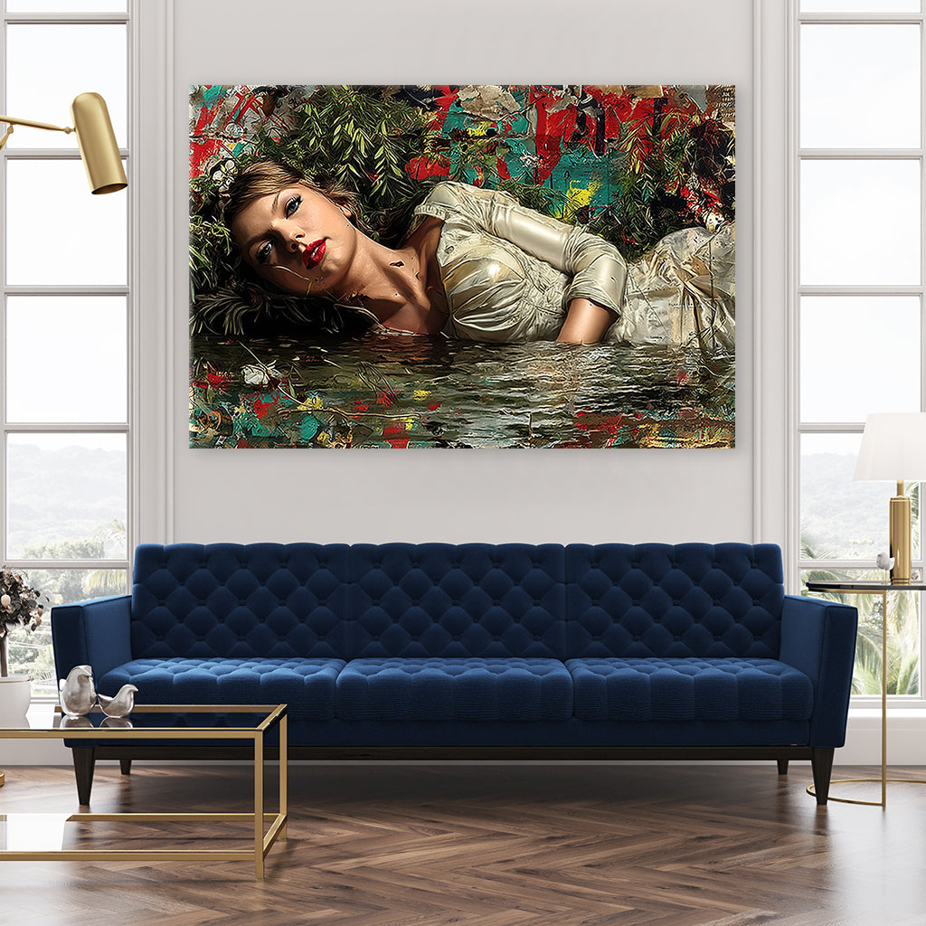 Moderne „Ophelia“-Darstellung zeigt Taylor Swift im glänzenden Satinkleid als Wandbild im Wohnzimmer - Affengeile Bilder
