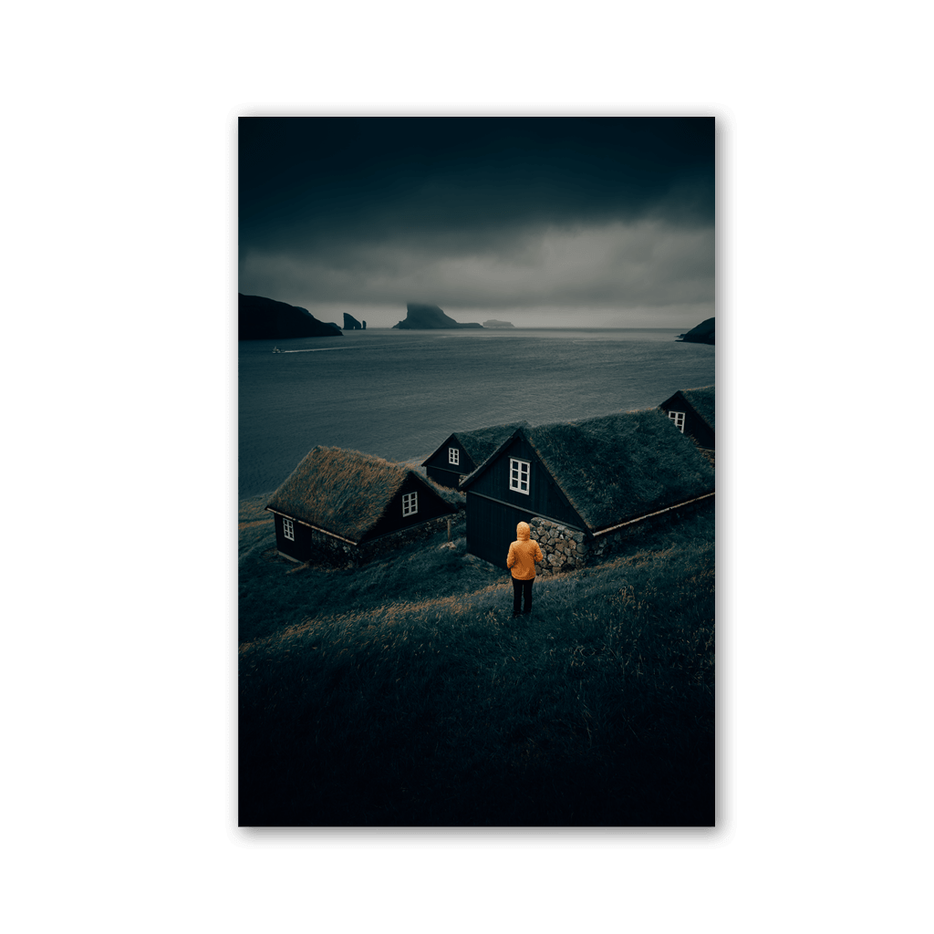 Wanderer in Nordic Village by Philipp Pilz - Affengeile Bilder