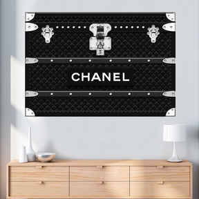 "Chanel Trunk" - Affengeile Bilder